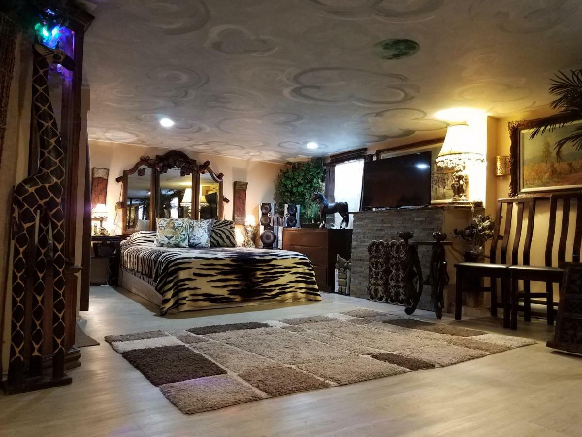فندق مونتريالفي  Exotic Large Basement Studio المظهر الخارجي الصورة